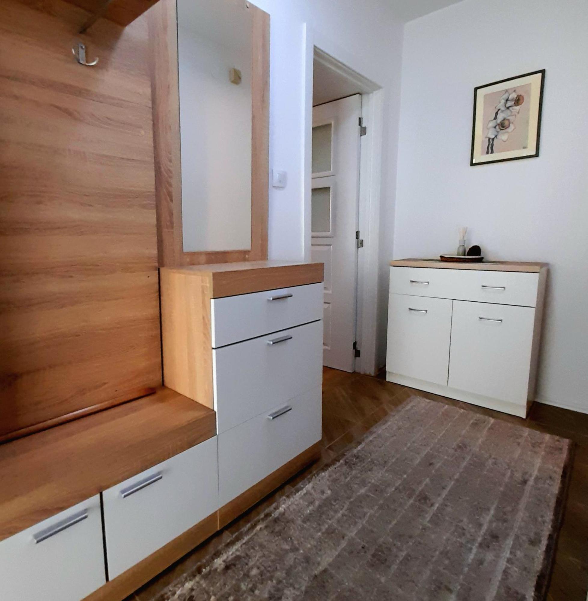 Central Modern Apt With Garden Struga Zewnętrze zdjęcie